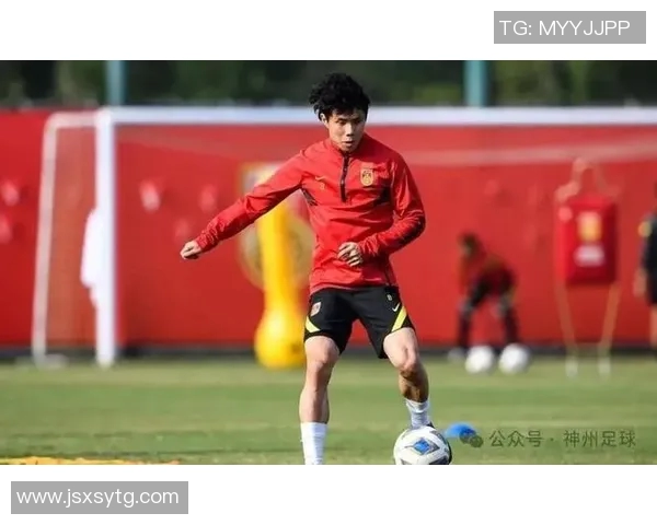 韩国女足球明星7号的传奇之路与她的奋斗精神