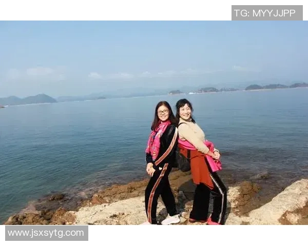 追寻足球明星的魅力瞬间精美壁纸图片尽在掌握之中